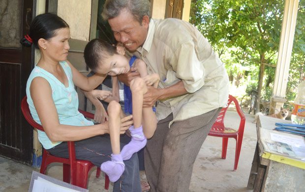 សកម្មភាពរំលឹកទិវាដើម្បីជូនរងគ្រោះដោយជាតិគីមីពុលព័ណ៌លឿងទុំវៀតណាមថ្ងៃទី១០សីហា